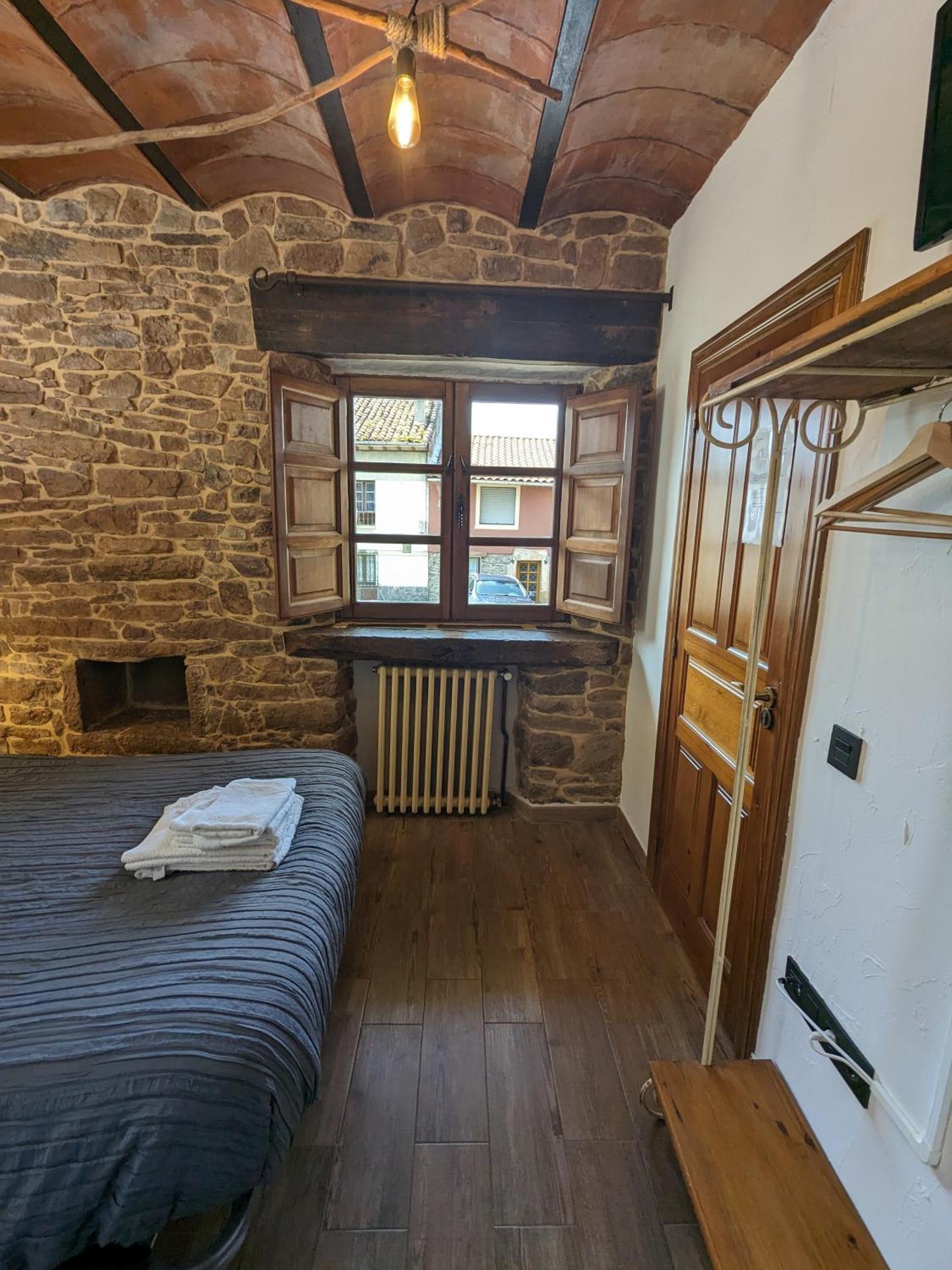 Las Casas De Isu Villaviciosa  Eksteriør bilde