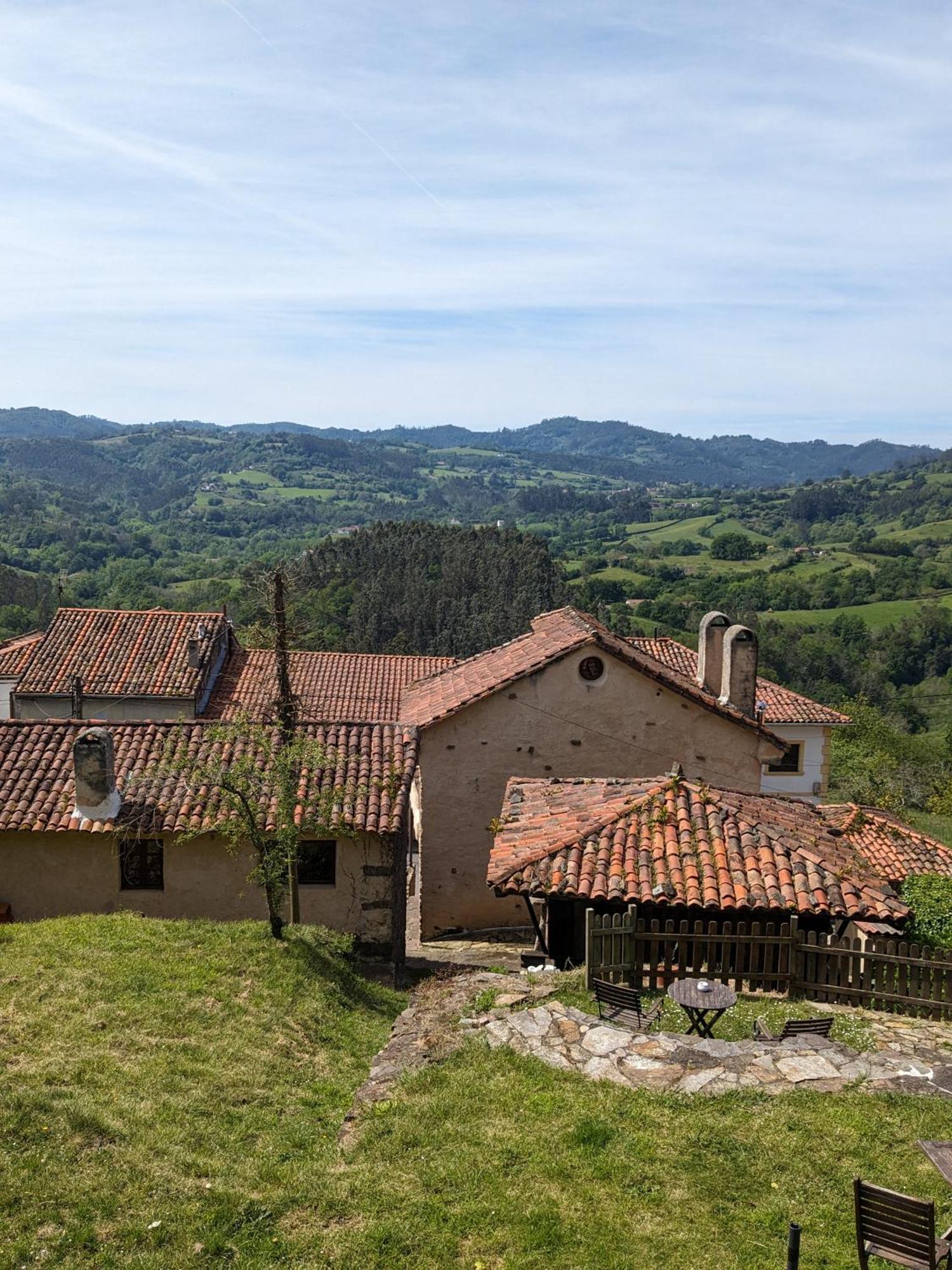 Las Casas De Isu Villaviciosa  Eksteriør bilde