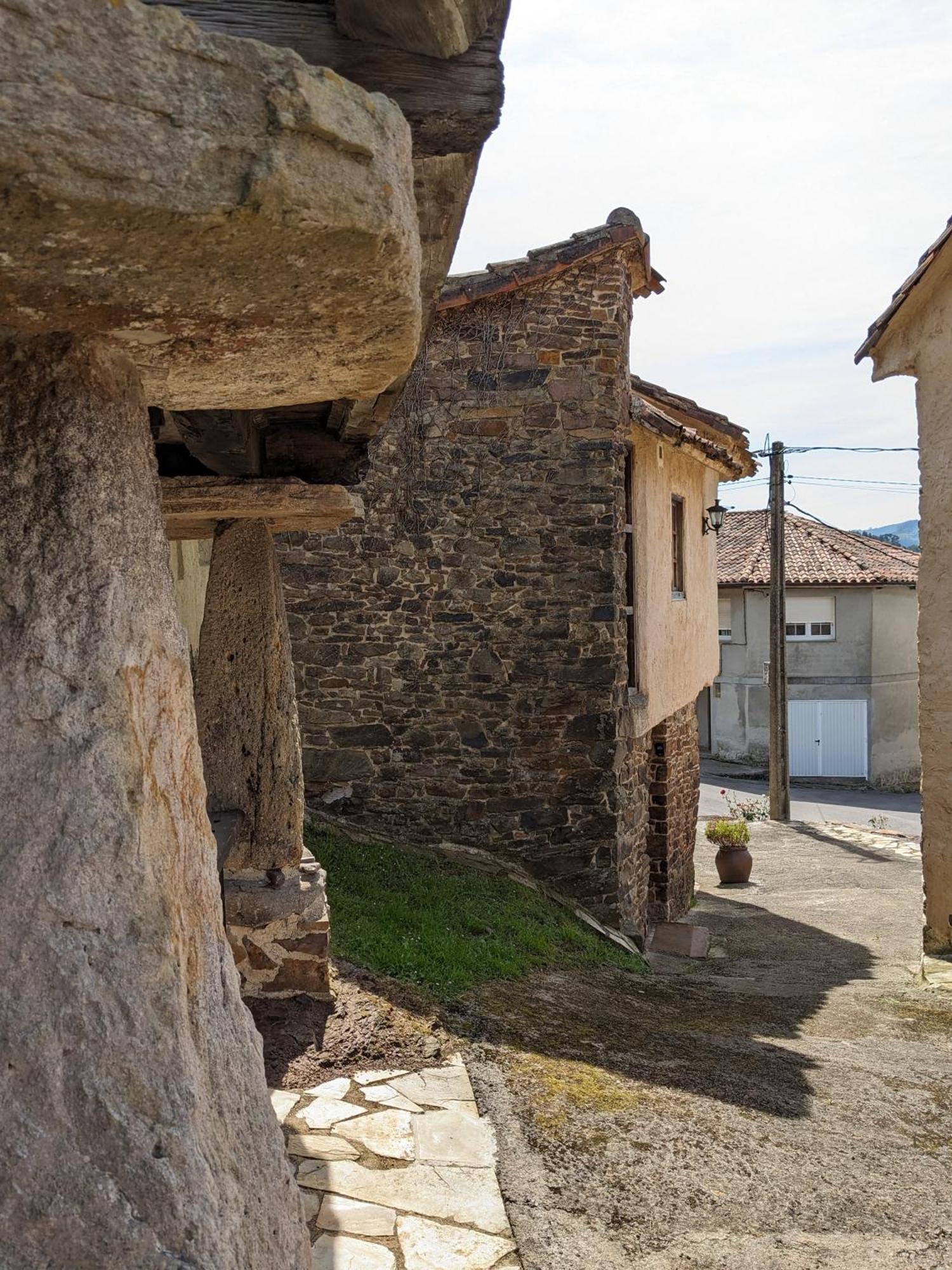 Las Casas De Isu Villaviciosa  Eksteriør bilde